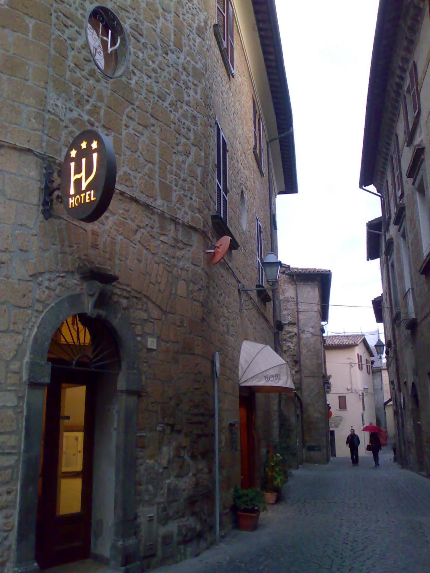 Hotel Valentino Centro Storico Orvieto Exterior foto